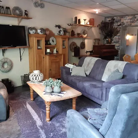 De Vrijheid En De Ruimte In Steenbergen Holiday home