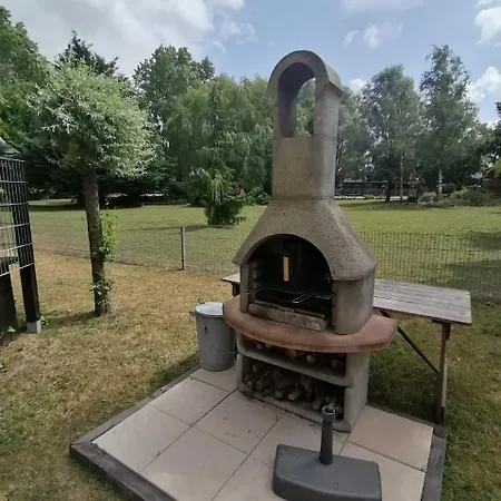 De Vrijheid En De Ruimte In * Steenbergen (North Brabant)